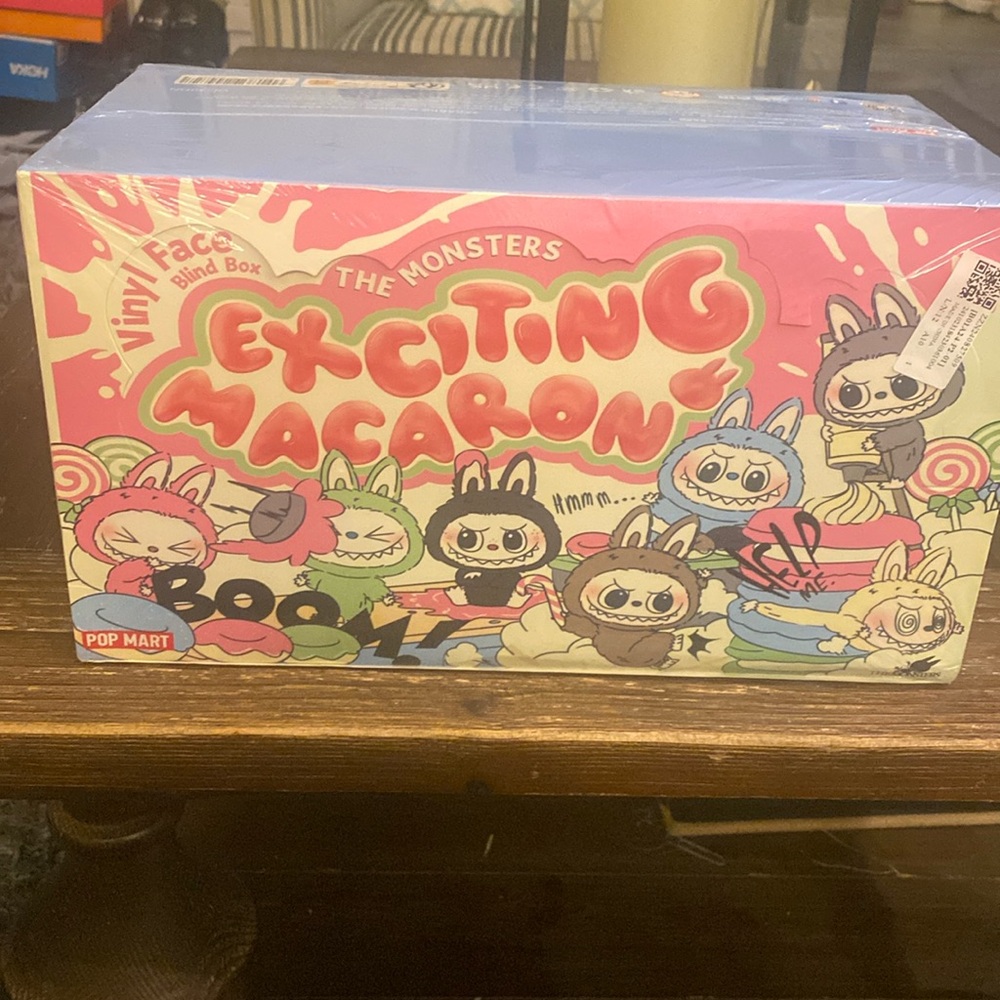 Sealed unopened vinyl face blind box Labubu plush toy